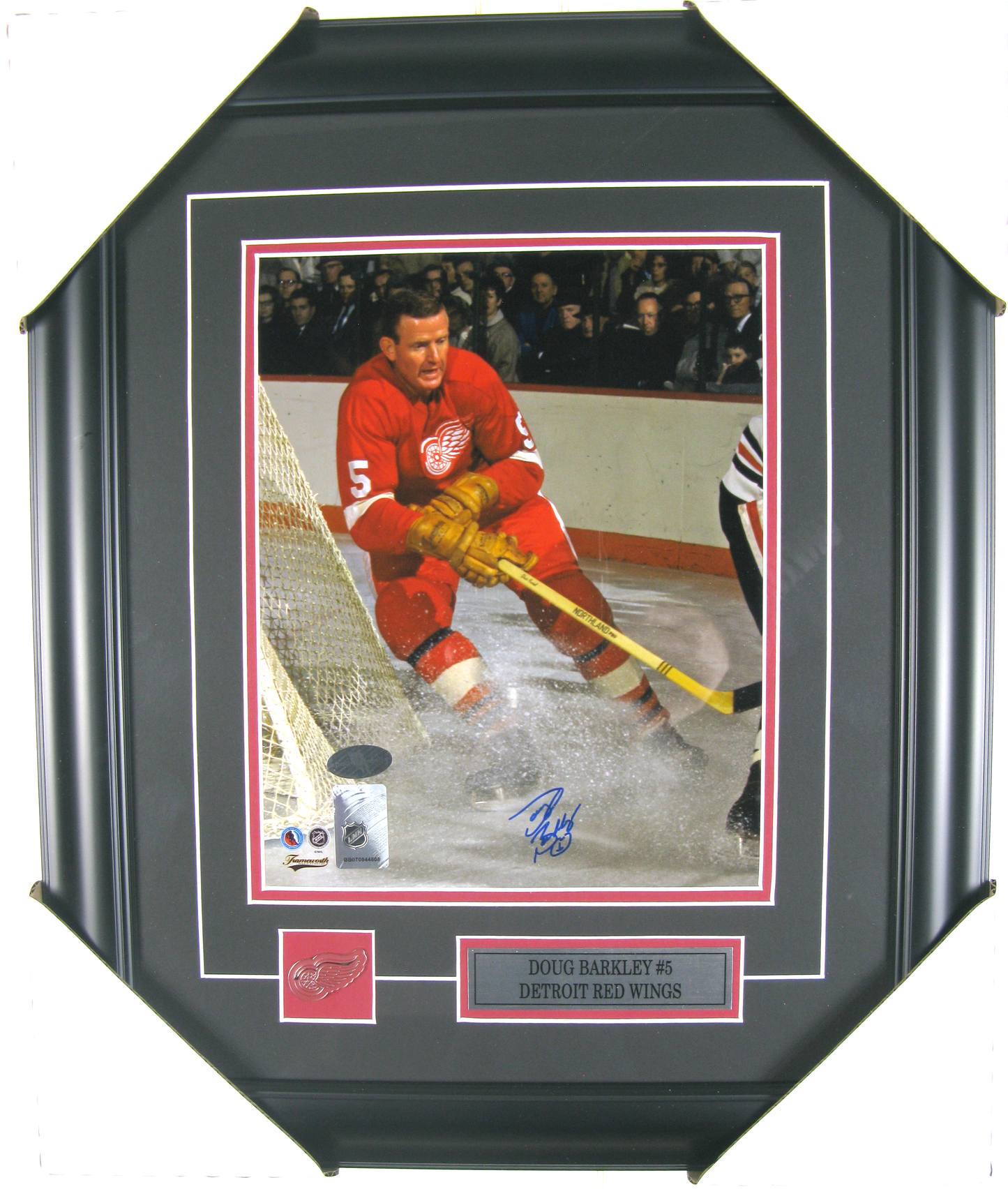 Doug Barkley #5 Autographed 8x10 – Detroit Red Wings – Framed Display