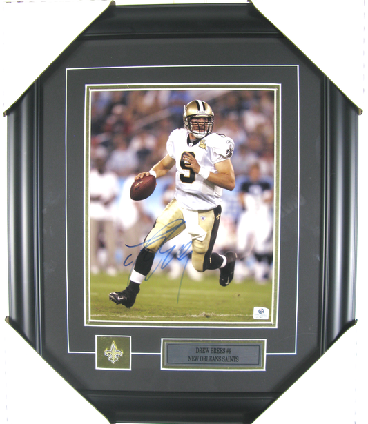 Drew Brees #9 Autographed 8x10 Framed Photo – New Orleans Saints – QB Legend